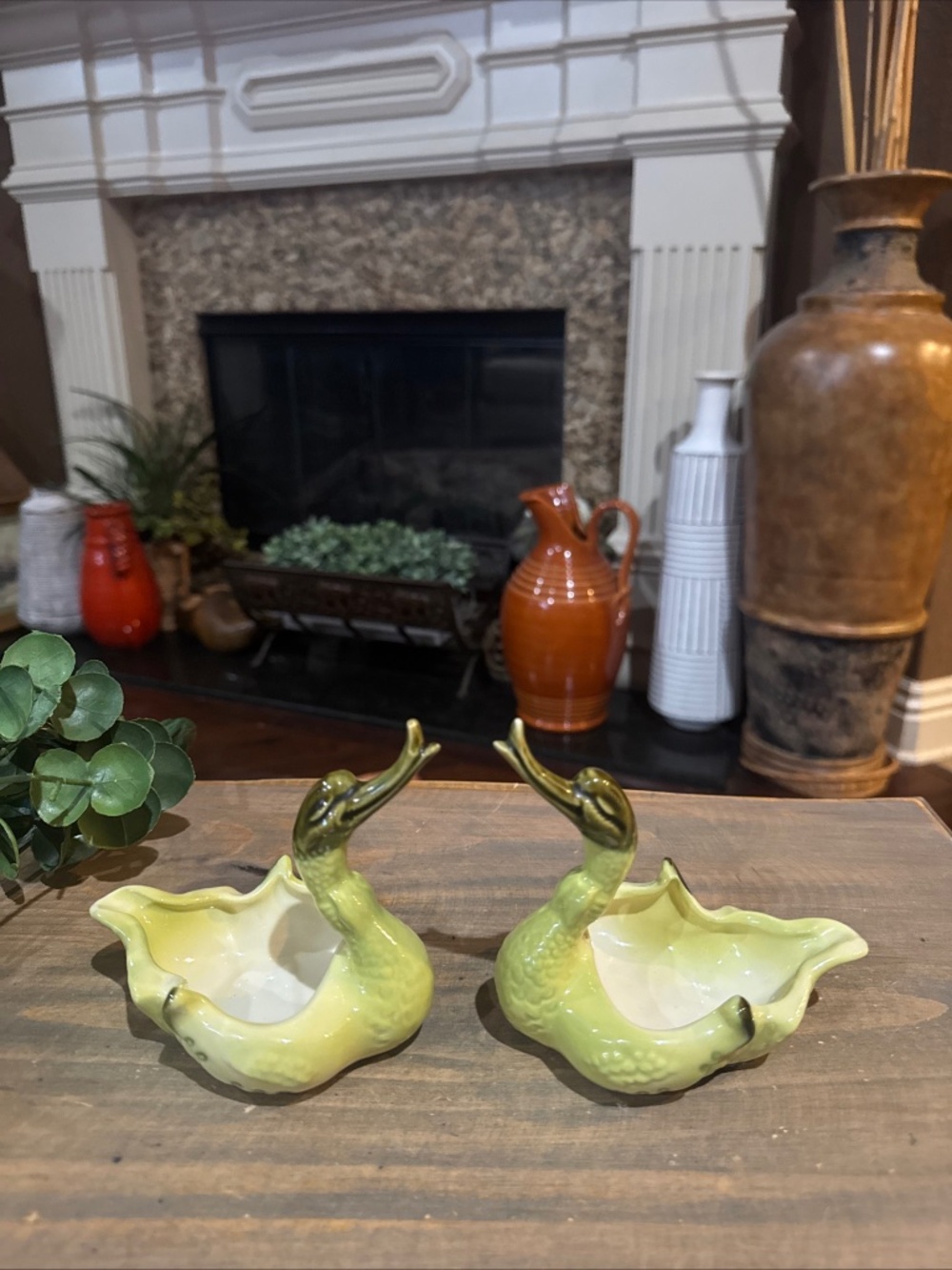Pair Vtg HULL Pottery Green Swan Ashtrays Trinket-Candy Dishes. 5” x 4” x 3” MCM